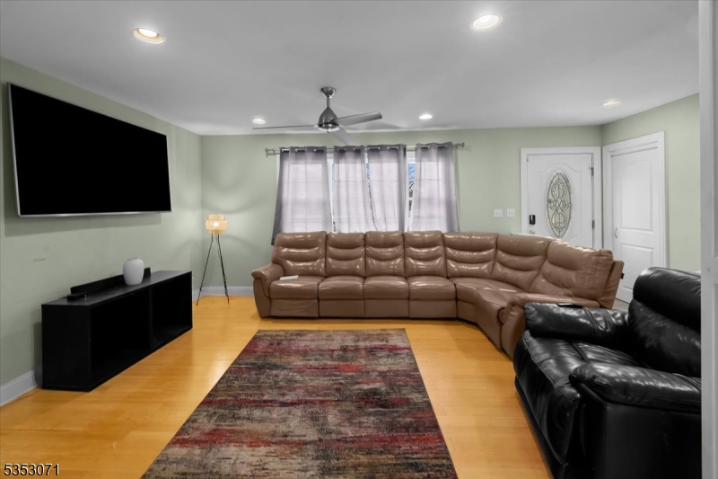 image4
