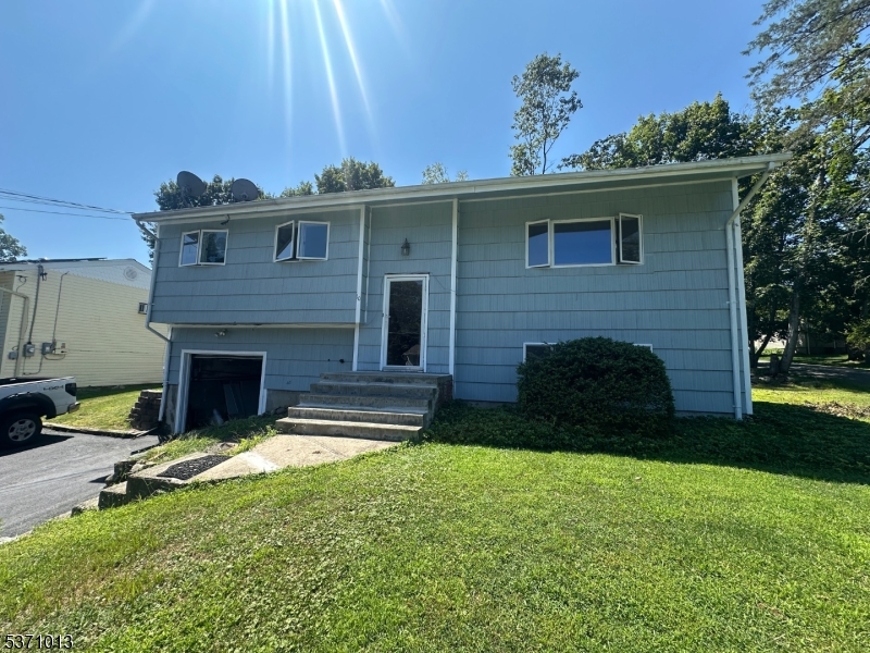 Photo of 10 Richards Road, Hopatcong NJ