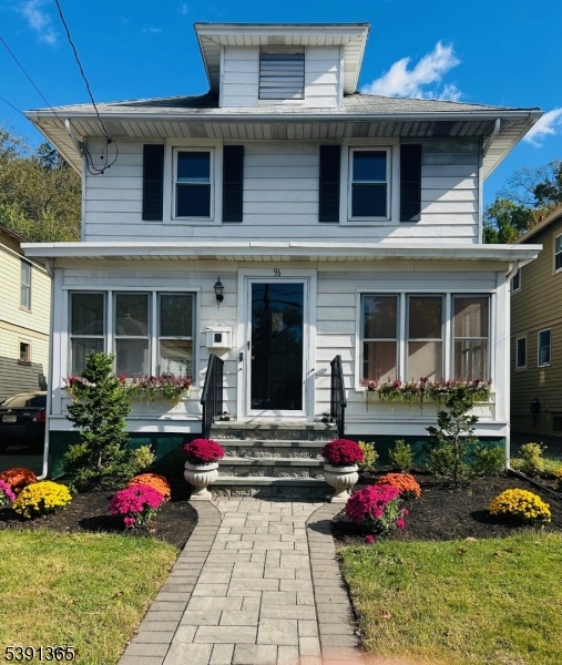 Photo of 96 Eastern Avenue