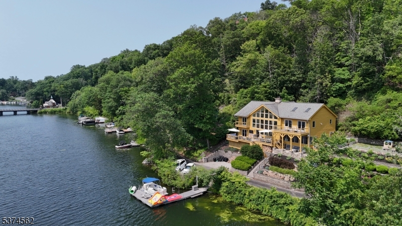 Photo of 218 W Shore Trail, Sparta NJ