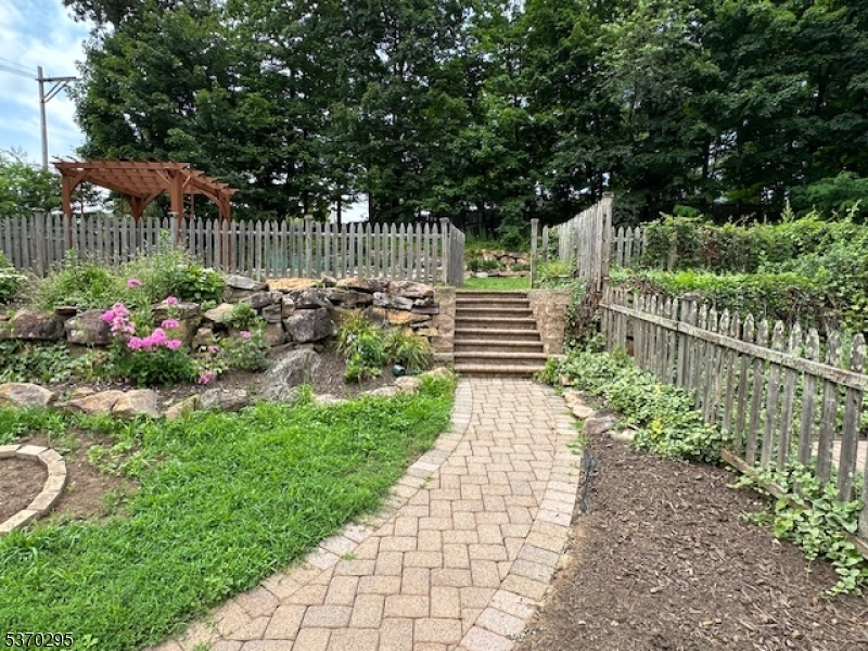 image 32