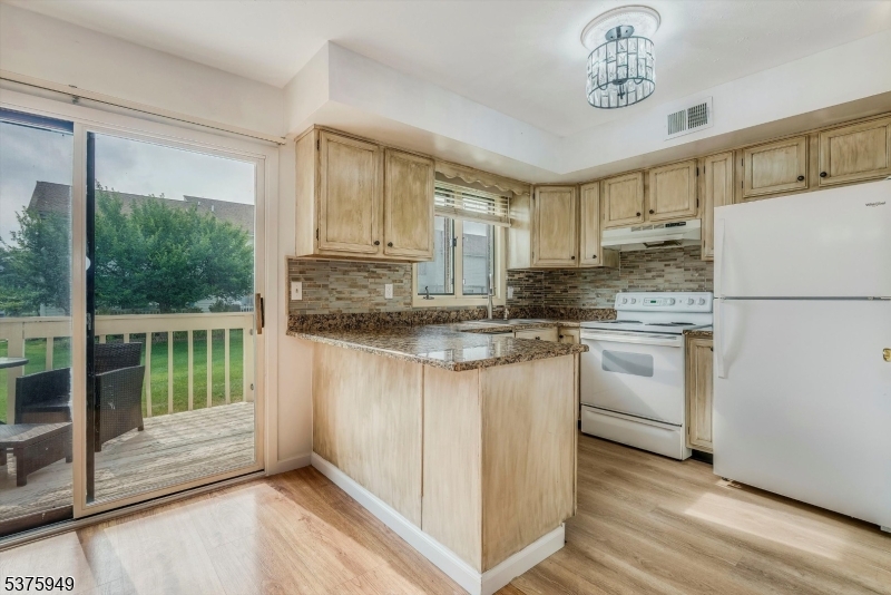 Photo of 226 Cherokee Road, Andover NJ