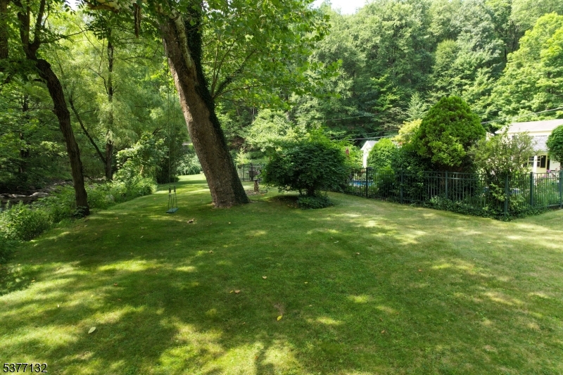 image28