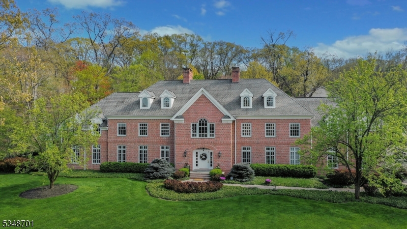 Photo of 552 Stangle Road