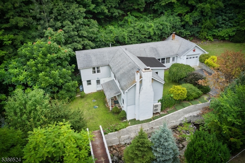 Photo of 41 Sand Pond Road, Hardyston NJ