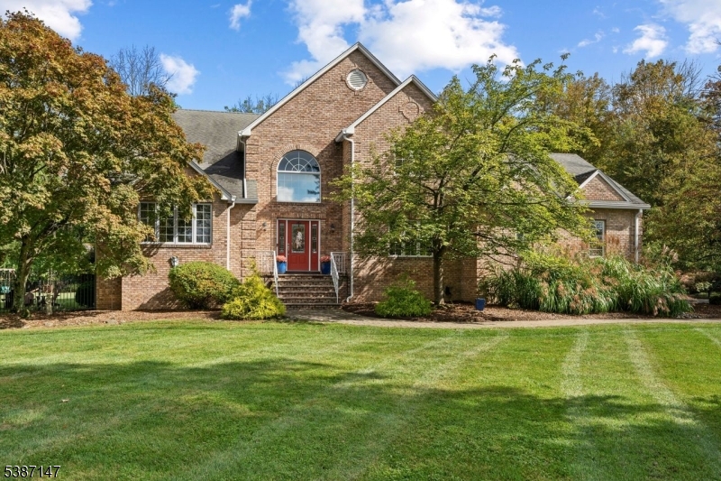 Photo of 8 Woodfield Road, Green NJ