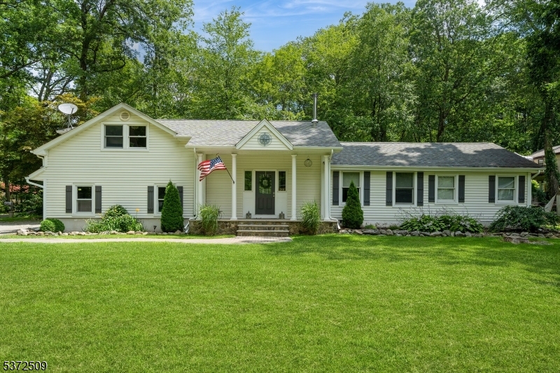 Photo of 218 Acabonack Road, Vernon NJ