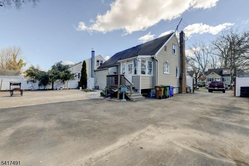 image25