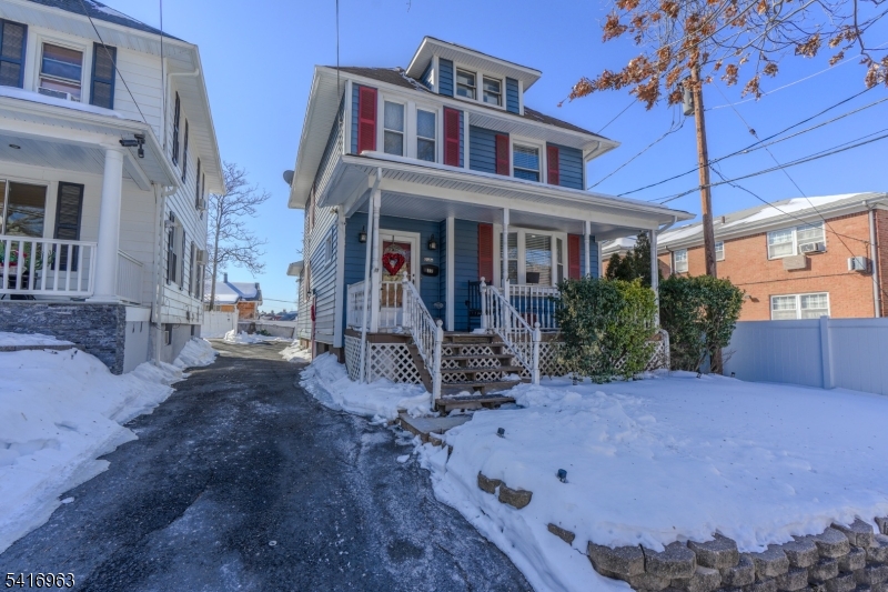 Photo of 39 Hobart Street, Ridgefield Park NJ