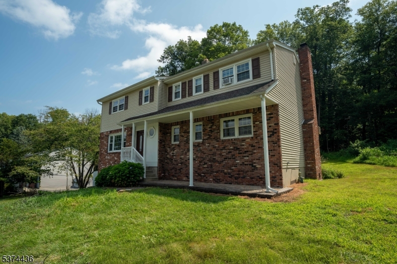 Photo of 16 Hemlock Drive, Vernon NJ