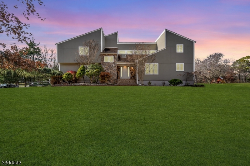 Photo of 1 Holmes Court, Bridgewater NJ