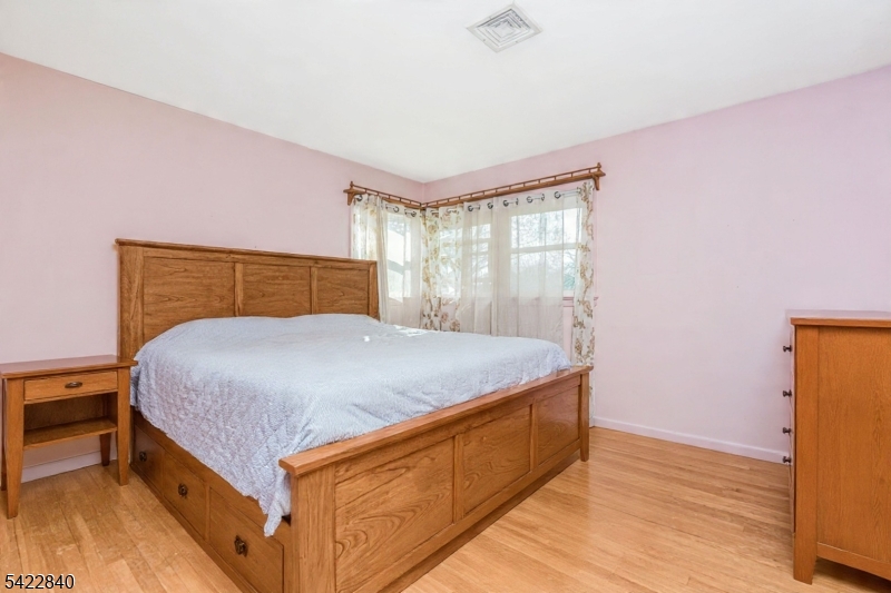 image16