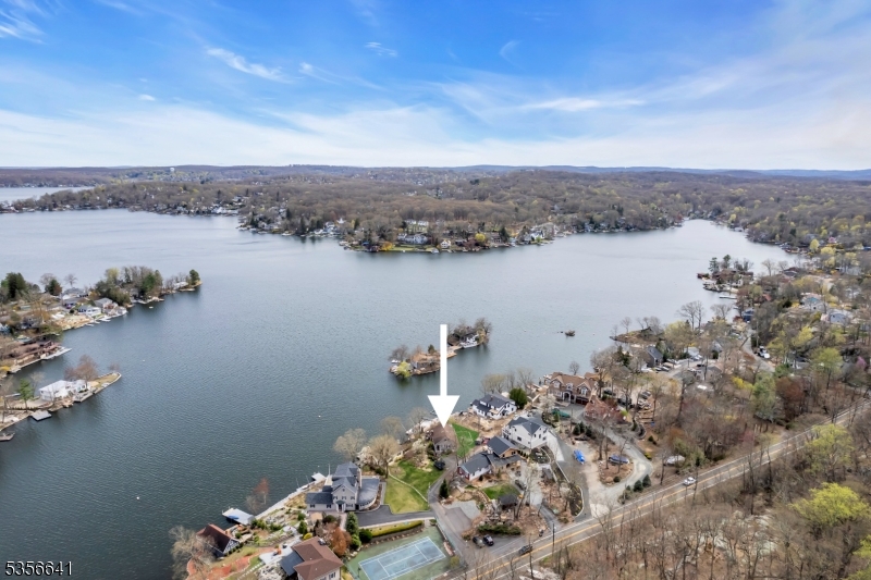 Photo of 636 Lakeside Avenue