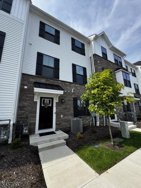 114 Bergen St Hackettstown Town 07840 New Jersey photo