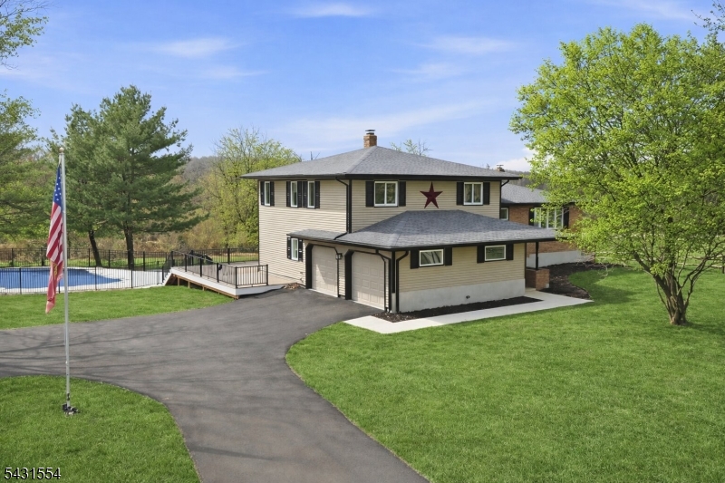 Photo of 16 Schaaf Road